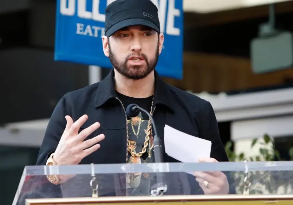 Co to jest Eminem? Poznaj jego życie, karierę i wpływ na hip-hop