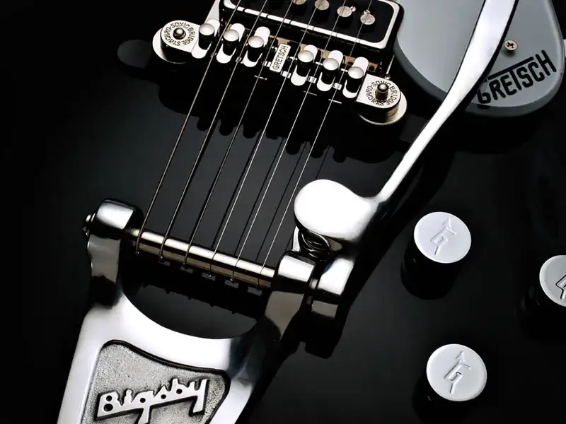 Zdjęcie Jak wajcha w gitarze elektrycznej zmienia dźwięk i technikę gry