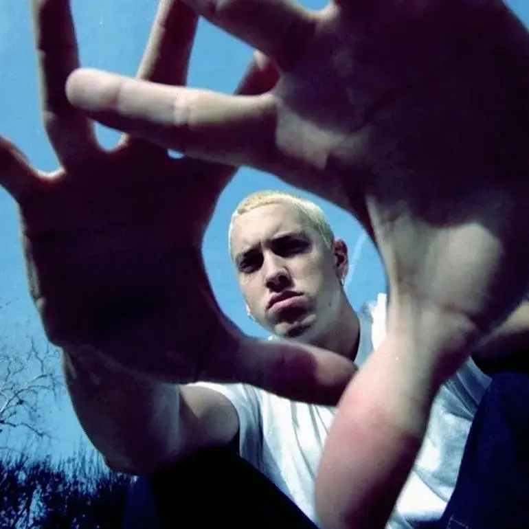 Zdjęcie Ile lat ma Eminem? Zaskakujące fakty o jego życiu i karierze
